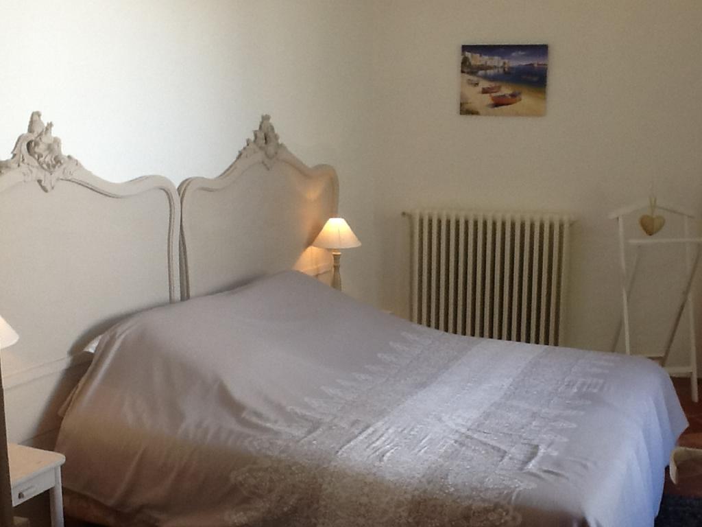 Le Presbytere Bed and Breakfast Rivesaltes Exterior foto